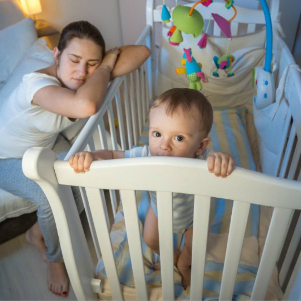 Bebeğim neden gece sık uyanıyor?